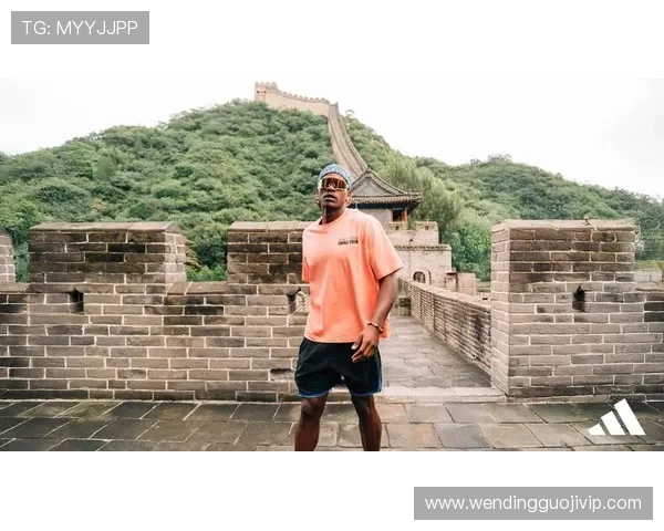 季后赛激战正酣多支劲旅争冠悬念升级球星表现持续引爆全球球迷热议